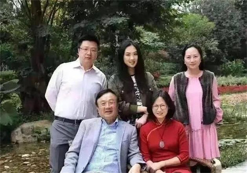 姚凌：任正非的第二任妻子，比任正非小30岁，曾是他的得力秘书