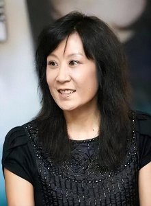 ​苏小明离婚38年：她出国留学后再婚生子，离婚的原因是什么？