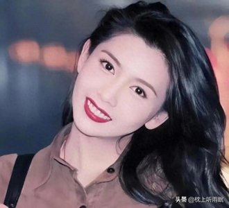 ​相当哇塞！一代女神邱淑贞性感写真、风情万种、娇小丰满